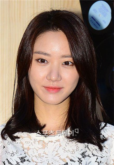 한그루 결혼 앞두고 가족사로 '시끌', "잘 알지도 못하는 애가…"