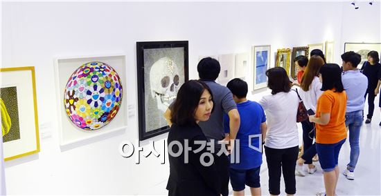 2015 광주국제아트페어 ~연일 관람객 붐벼