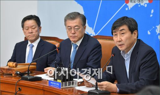 [포토]발언하는 이종걸 원내대표