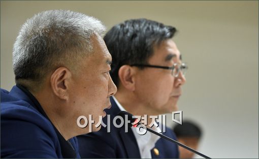 [포토]발언하는 김동만 위원장