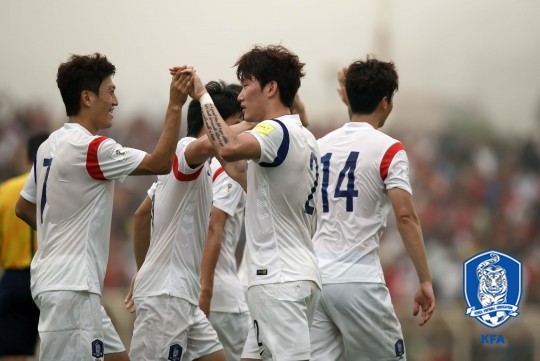 [러시아WC 예선]한국 2-0 레바논(전반종료)