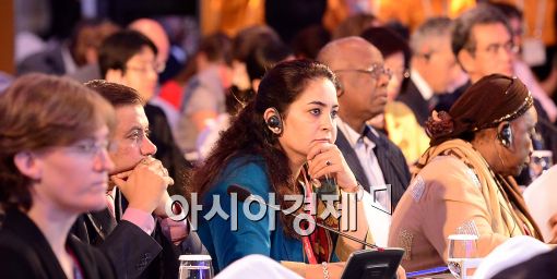 [포토]2015 글로벌보건안보구상 고위급 회의, 경청하는 외국 전문가들