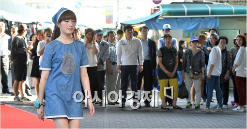 [포토]80년대 구로공단 여공 패션쇼