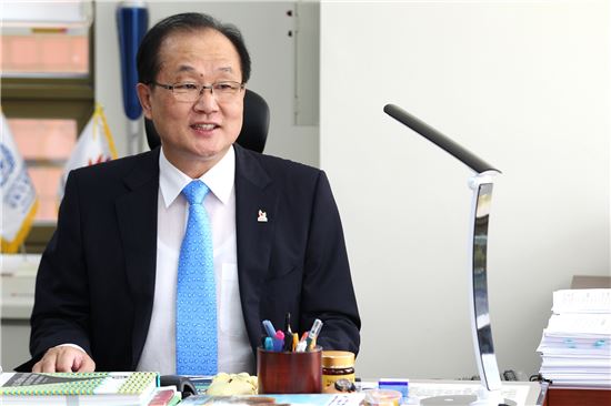 “U대회 성공 에너지 광주 경제성장 동력으로…”