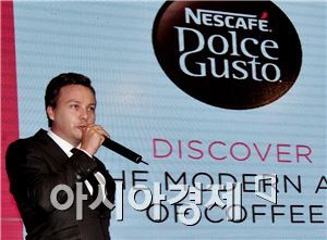 킴 앙드레 노르드비(Kim Andre Nordby) 네슬레코리아 네스카페 돌체구스토 상무가 커피 시장에 대해 설명하고 있다.