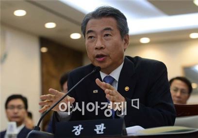 [뉴스 그 후]정종섭 장관, '청년수당=범죄' 발언 정말 했나?