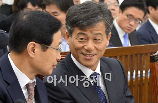 '재판개입'의혹 이인복 전 대법관 9일 검찰 비공개 소환조사 받아