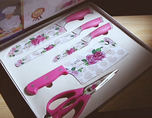 다이아몬드 ‘장미칼’의 비밀이 도대체 뭐길래..