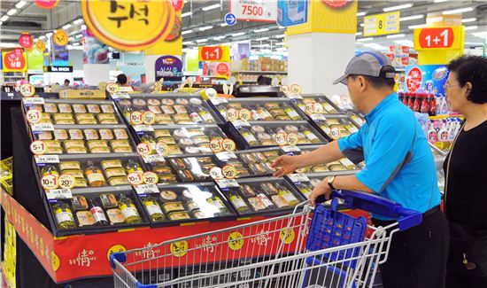 홈플러스, ‘최현석 세트’, ‘신선 품질보증제’ 등으로 추석선물 고객몰이 