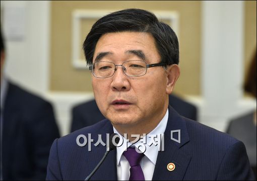 양대지침 발표에 與 "일자리 창출" VS 野 "노동개악 강행"