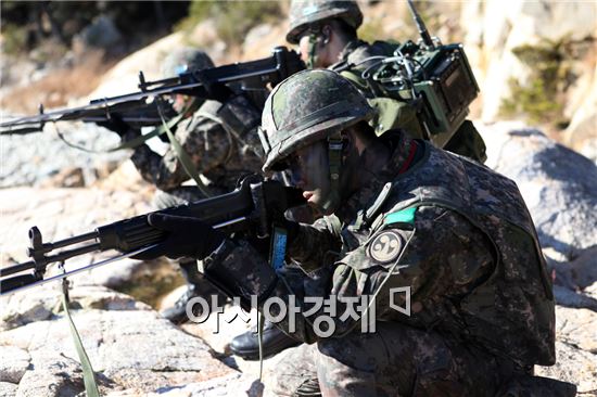 고위공직자 아들 18명 국적 버리고 병역 기피 '씁쓸'