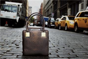 GS샵, 임상아 가방 브랜드 '굿 상아' 론칭