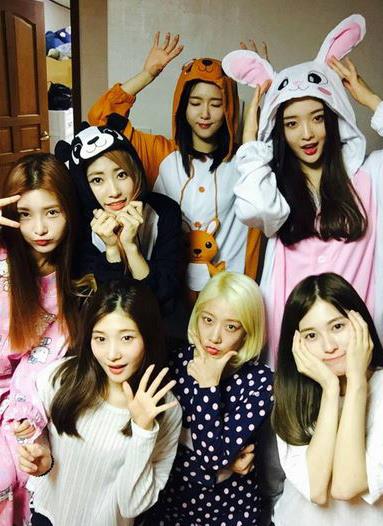 다이아, 동물 파자마 입고 단체 사진 '깜찍함 대박'