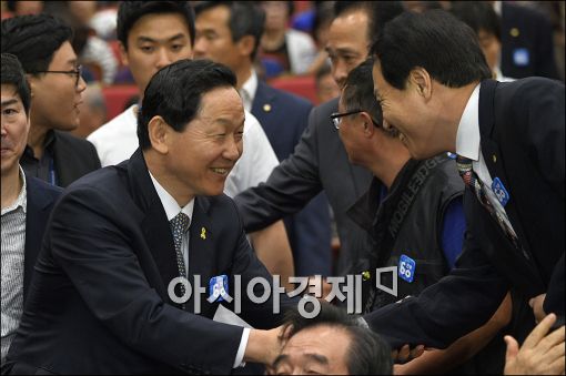 [포토]김상곤 위원장, 60주년 기념식 참석