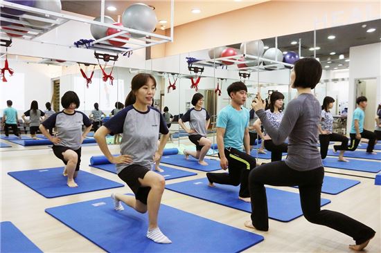 대웅제약, 몸짱 열풍… '거꾸로 식단' 캠페인