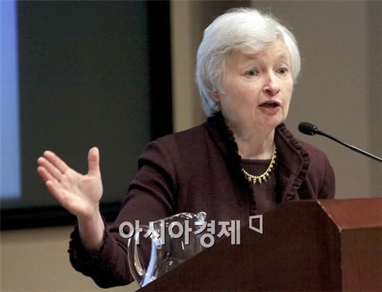 "美 금리인상해도, 한은 기준금리 뒷따라 올리진 않을 것"