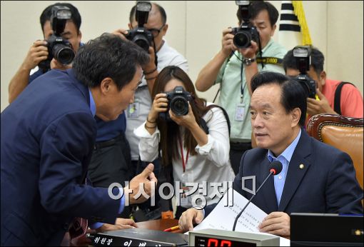 [포토]'정개특위 여당간사하기 힘드네'