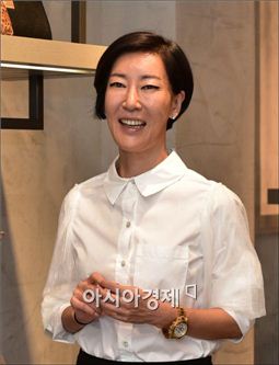 [유통 핫피플] "가방에서 사람을 본다"…석정혜 쿠론 이사 