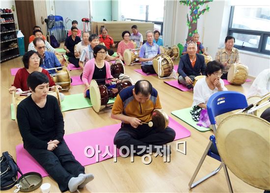 전남도, 시각장애인 자립지원센터 삶의 활력소 톡톡