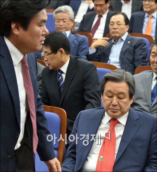 [포토]외면하는 김무성 대표