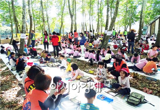 [포토]광산우리밀축제~그림삼매경에 빠진 어린이들