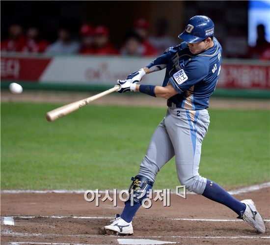 [포토]추가 2타점 적시타 치는 박민우