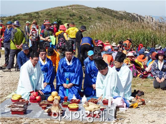 [포토]장흥군 번영과 산악인 안전위한 천관산 억세제