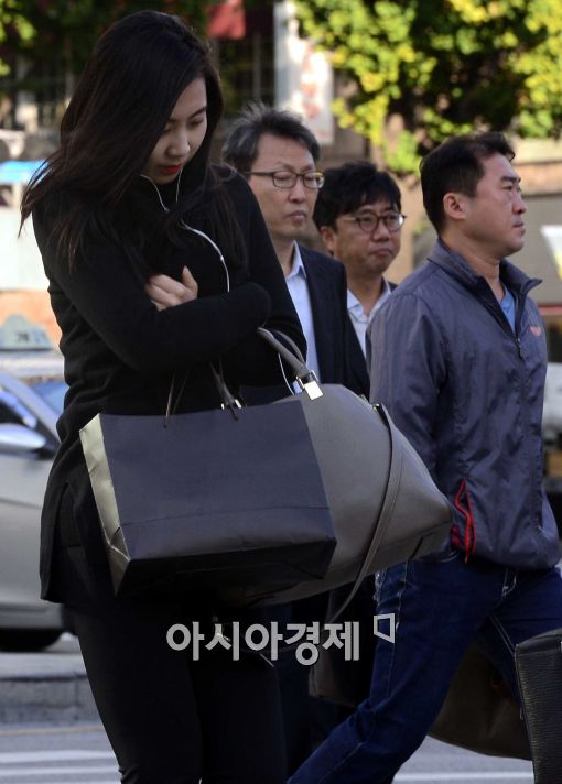 [포토]쌀쌀한 날씨 속에서 출근