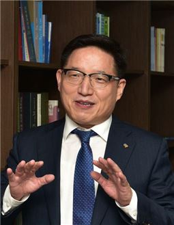 빌딩 자산관리 시장 선도주자, 김용남 대표는?