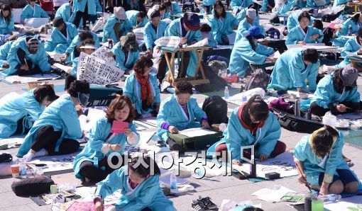 [포토]휘호경진대회 참가자들....'열심히'