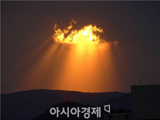 [포토]용광로 같은 환상적인 낙조