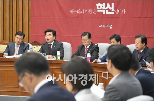 [포토]모두 발언하는 원유철 원내대표