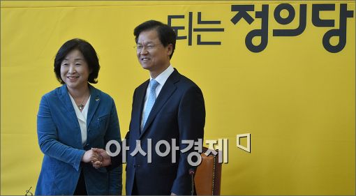 [포토]천정배 의원 만나는 심상정 대표