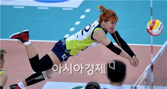 [포토]정미선, '반드시 살려낼거야'