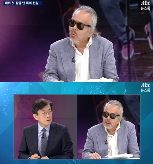 '뉴스룸' 전인권, 손석희 팬 인증 "남자들의 중심이다"라며…깜짝