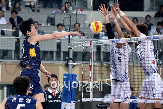 [포토]안우재, '블로킹 벽을 뚫어라'