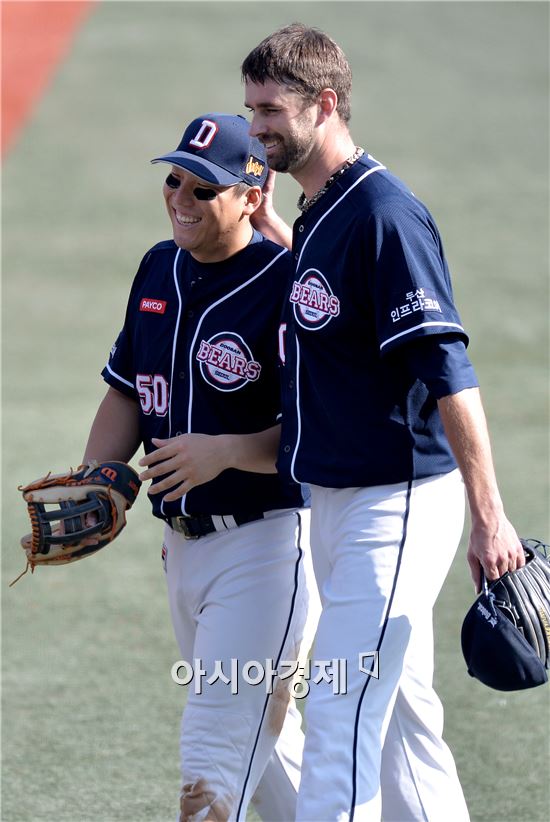 [포토]니퍼트, '나 오늘 컨디션 최상이야'