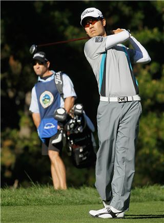 [골프토픽] 케빈 나, 페어웨이 드라이버 샷 "묘수? 악수?"