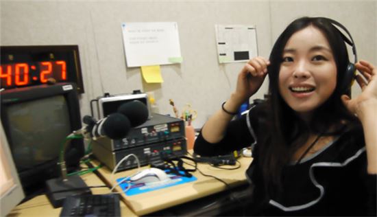 '손석희가 부르는 여자' 유진 리포터는 누구?