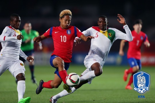 U-17 축구, 기니 꺾고 2연승으로 월드컵 16강(1보)