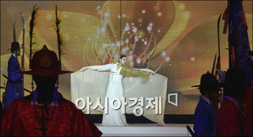 [포토]'달빛 한복 패션쇼'