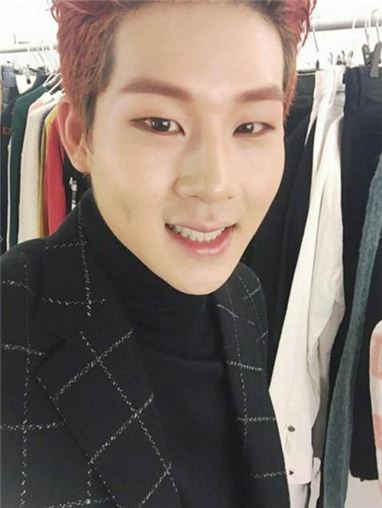 몬스타엑스 주헌. 사진=몬스타엑스 공식 트위터 화면 캡처