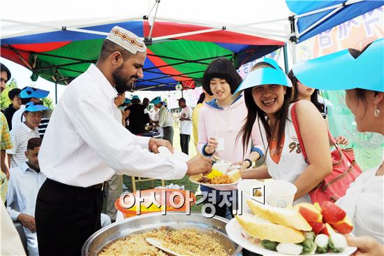 토요일 광주송정역 광장 오면 입과 눈이 즐겁다