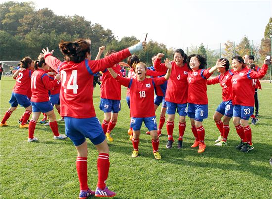 용인 주부들 축구로 하나됐다…'줌마렐라 축구페스티벌' 폐막