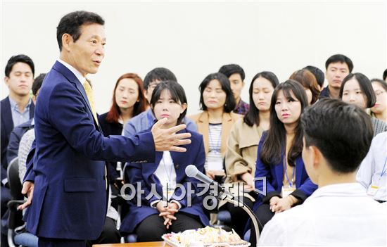 윤장현 광주시장, “시민의 아픔 외면하지 않는 공직자가 돼야”