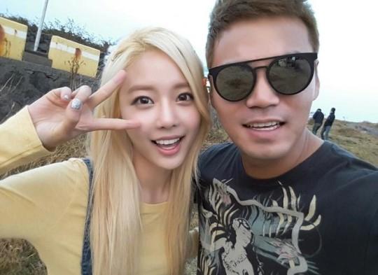 '마이비' 문희, 이정과 제주도에서 찍은 다정샷 공개