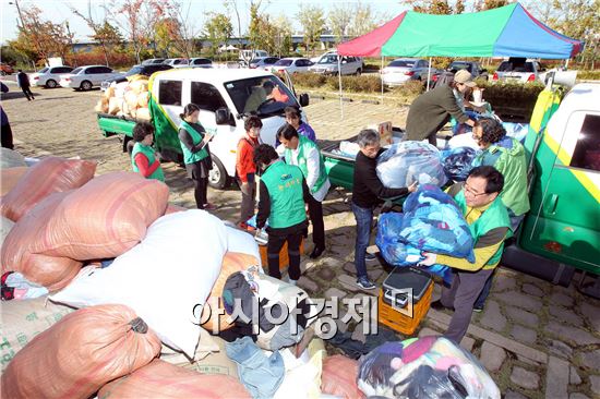 [포토]광주시 북구-새마을부녀회, 재활용 의류 모으기 경진대회