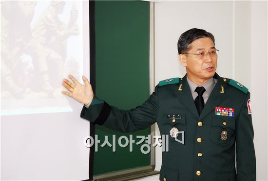 박경수 육군포병학교 교육여단장, 동신대 군사학과 특강
