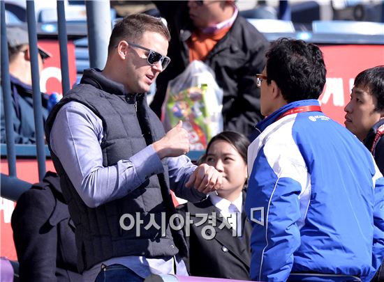 [포토]밴덴헐크, '삼성 응원왔어요'