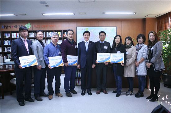 이해식 강동구청장, 학교 야구부 육성 지원